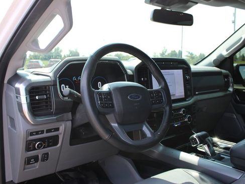 Used 2023 Ford F150 Lariat AWD/4WD image 27