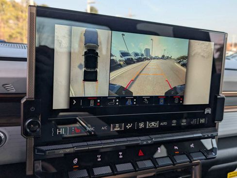 Used 2025 GMC Hummer EV 3X w/ Extreme Off-Road Package image 17