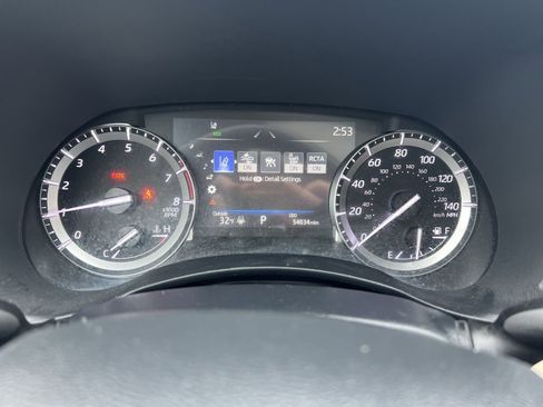 Used 2022 Toyota Highlander XLE image 30