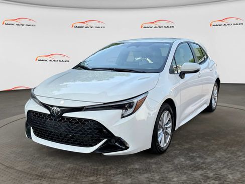Used 2024 Toyota Corolla SE FWD image 1