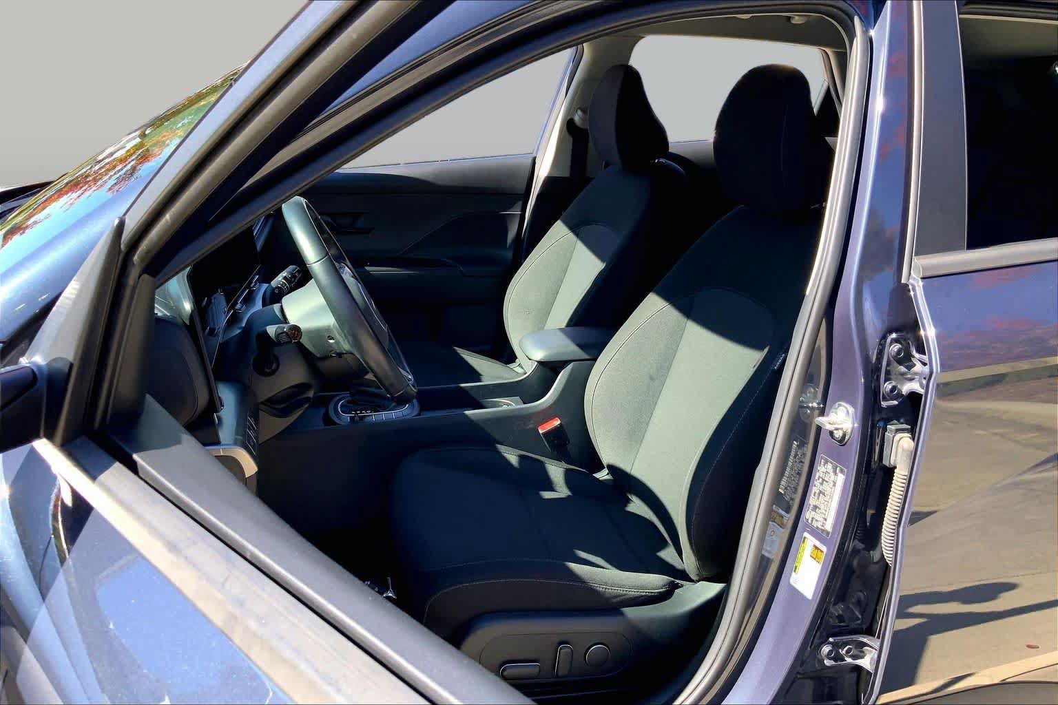 Used 2024 Hyundai Kona SEL AWD/4WD image 8