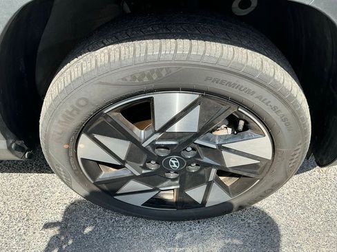 Used 2025 Hyundai Kona SEL AWD/4WD image 5