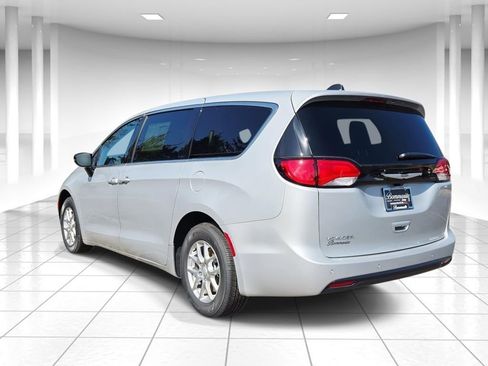 New 2026 Chrysler Voyager LX FWD image 5