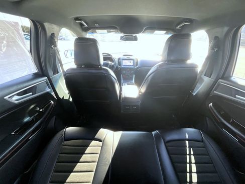Used 2020 Ford Edge ST-Line w/ Cold Weather Package image 24