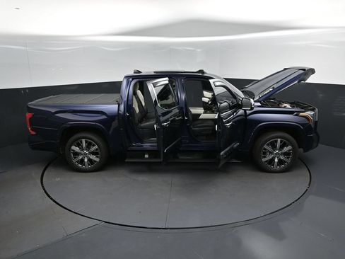 Used 2022 Toyota Tundra Capstone AWD/4WD image 51