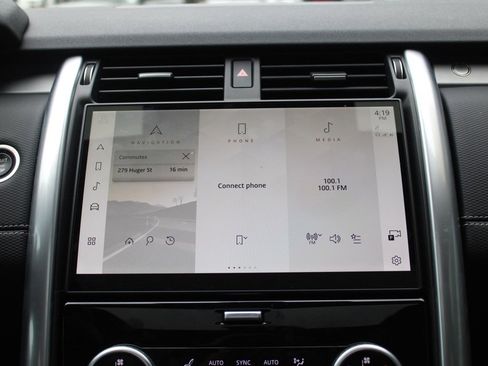 Certified 2025 Land Rover Discovery Dynamic SE image 20