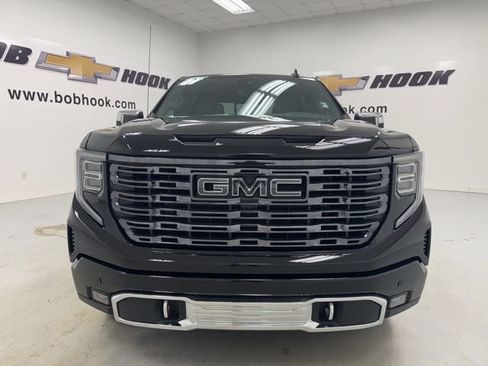Used 2025 GMC Sierra 1500 Denali Ultimate image 2