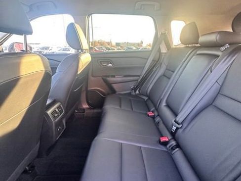 Certified 2024 Nissan Rogue SL image 28