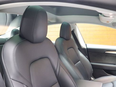 Used 2023 Tesla Model 3 Standard Range image 63