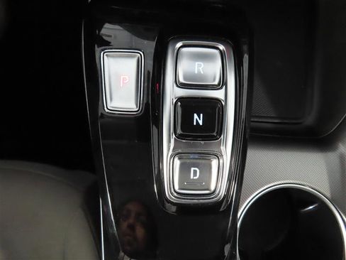Used 2023 Hyundai Sonata SE w/ Preferred Accessory Package FWD image 24