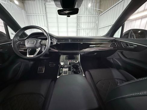 Used 2021 Audi SQ7 Premium Plus w/ Executive Package AWD/4WD image 43