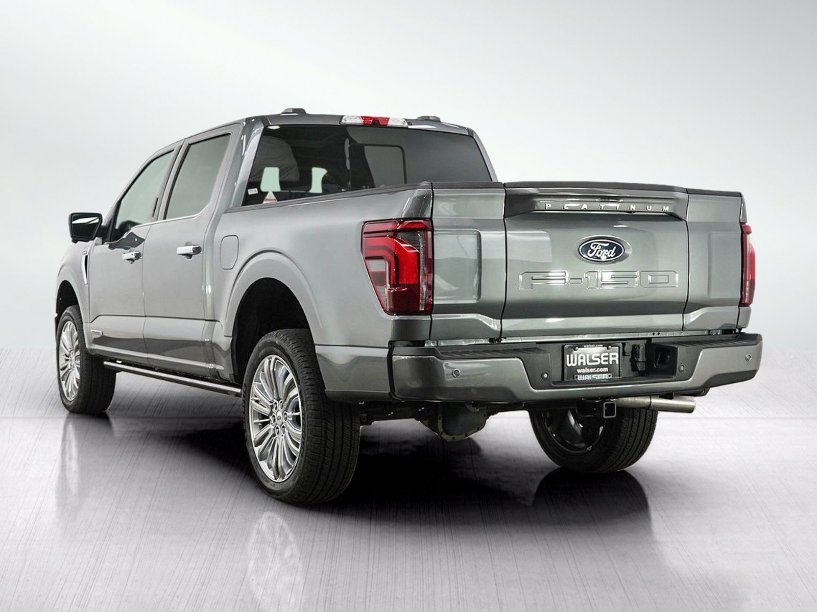 Used 2024 Ford F150 Platinum w/ Equipment Group 703A Plus AWD/4WD image 4