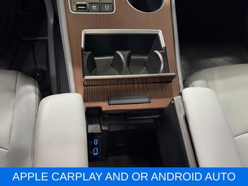 Used 2023 Toyota Sienna XLE FWD image 24