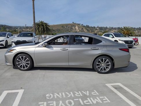 Used 2021 Lexus ES 350 w/ Premium Package image 9