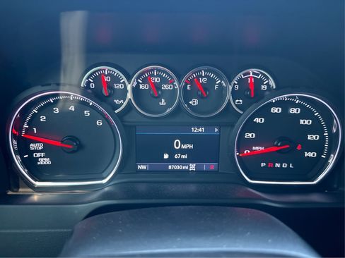 Used 2020 Chevrolet Silverado 1500 LT Trail Boss AWD/4WD image 17
