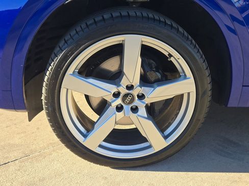 Used 2022 Audi SQ5 Premium Plus w/ Premium Plus Package image 32