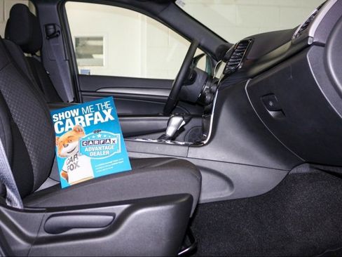 Used 2021 Jeep Grand Cherokee Laredo image 5