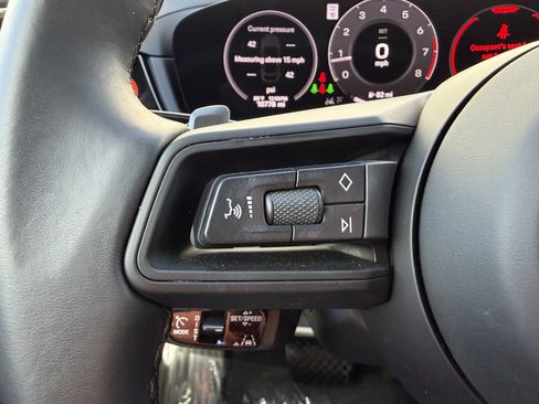 Certified 2024 Porsche Cayenne Coupe image 35