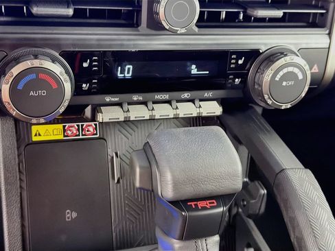 New 2026 Toyota 4Runner TRD Off-Road Premium AWD/4WD image 19