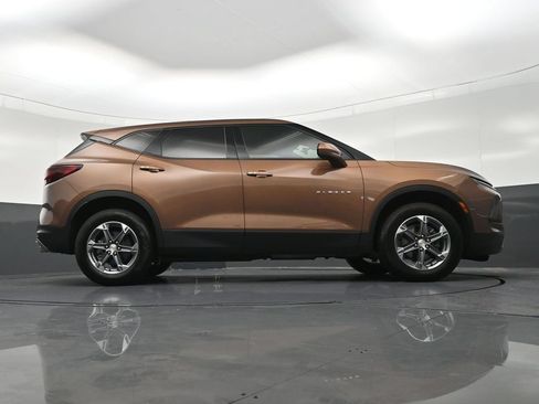 Used 2024 Chevrolet Blazer LT FWD image 28