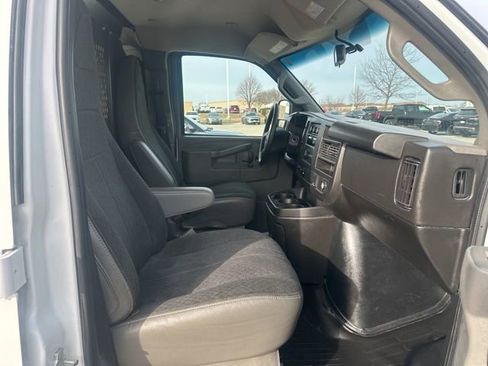 Used 2024 Chevrolet Express 2500 w/ Driver Convenience Package image 19
