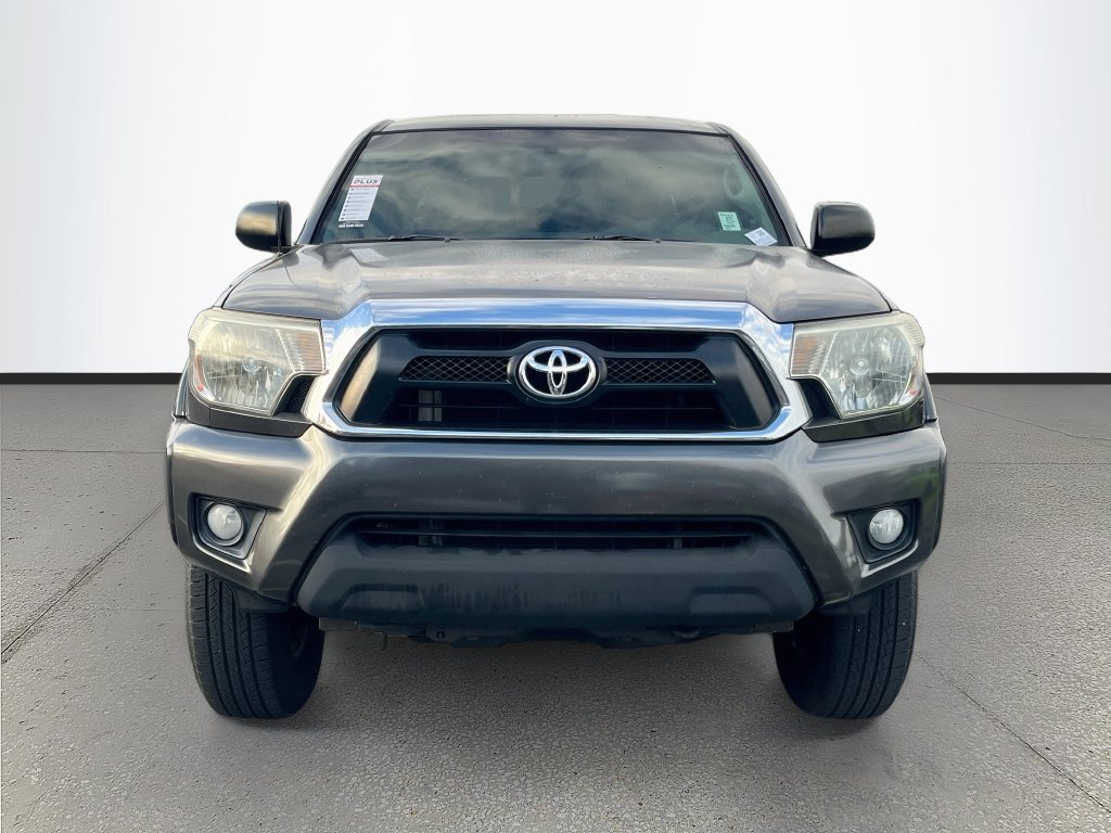 Used 2015 Toyota Tacoma PreRunner w/ SR5 Package RWD image 2