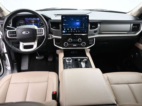 Certified 2024 Ford Expedition Max XLT image 22