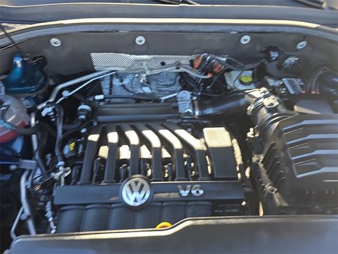 Used 2023 Volkswagen Atlas Cross Sport SE w/ Black Wheel Package image 26
