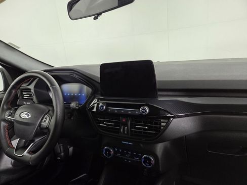 Used 2025 Ford Escape ST-Line image 30