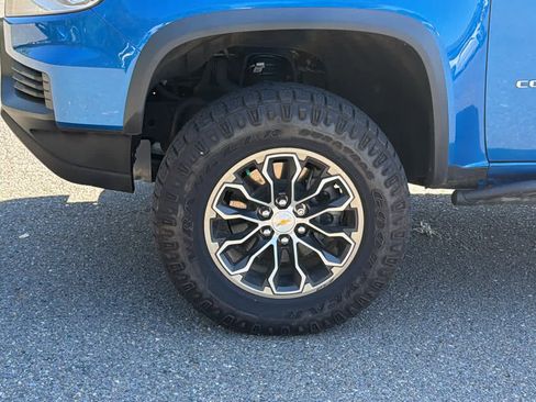 Used 2022 Chevrolet Colorado ZR2 AWD/4WD image 9