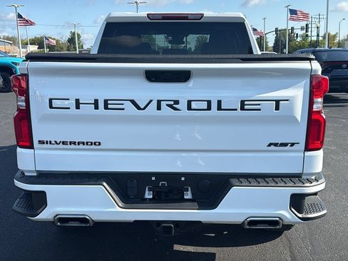 Used 2023 Chevrolet Silverado 1500 RST w/ Redline Edition AWD/4WD image 6