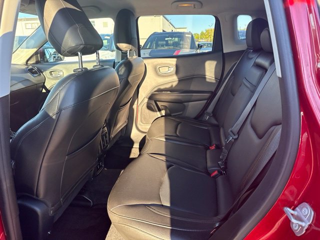 Used 2018 Jeep Compass Limited w/ Navigation Group AWD/4WD image 20