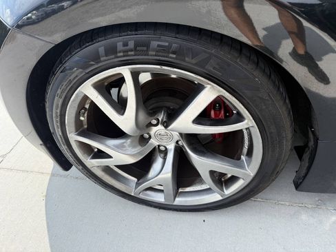 Used 2016 Nissan 370Z Coupe RWD image 14