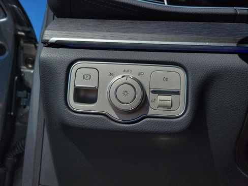 Certified 2026 Mercedes-Benz GLS 450 4MATIC image 21