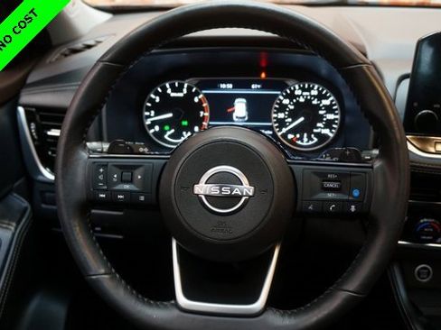 Used 2022 Nissan Rogue SL w/ SL Premium Package image 12