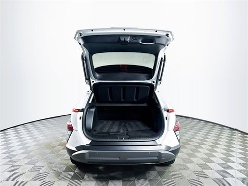 Certified 2025 Hyundai Kona Limited image 32