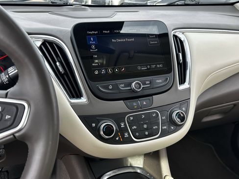 Used 2024 Chevrolet Malibu LT image 27