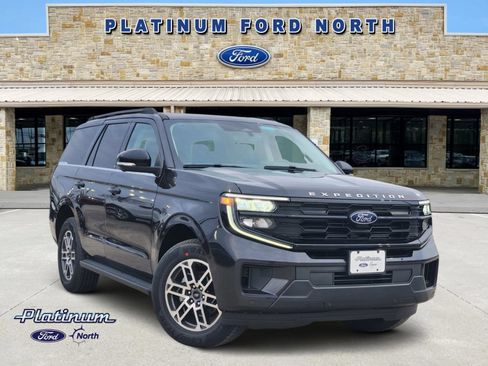 New 2026 Ford Expedition Active RWD image 1