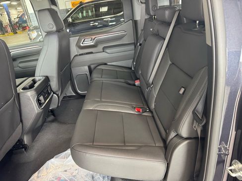 New 2026 GMC Sierra 1500 SLT w/ SLT Premium Plus Package image 10