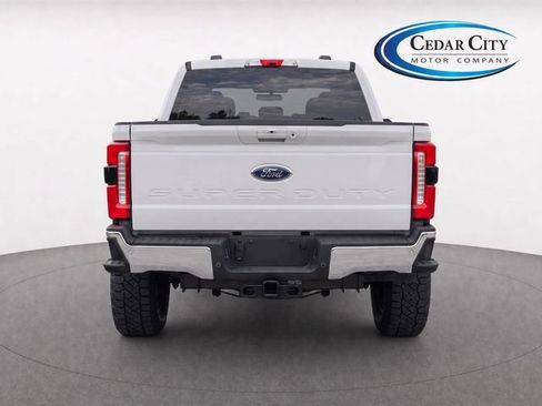 Used 2026 Ford F250 Lariat AWD/4WD image 6