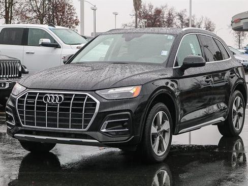 Used 2023 Audi Q5 2.0T Premium Plus image 3