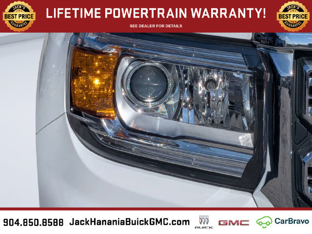 Used 2022 GMC Canyon Denali RWD image 9