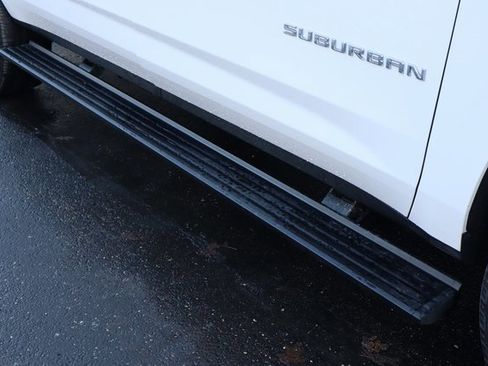 Used 2021 Chevrolet Suburban High Country image 18