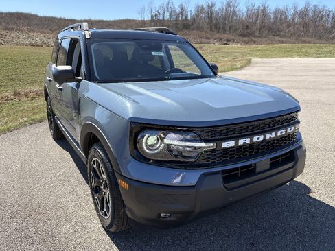 New 2026 Ford Bronco Sport Outer Banks image 7
