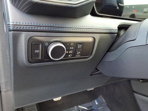 Used 2025 Ford Mustang Dark Horse image 19