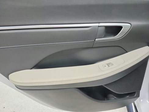 Used 2023 Hyundai Sonata Limited FWD image 44