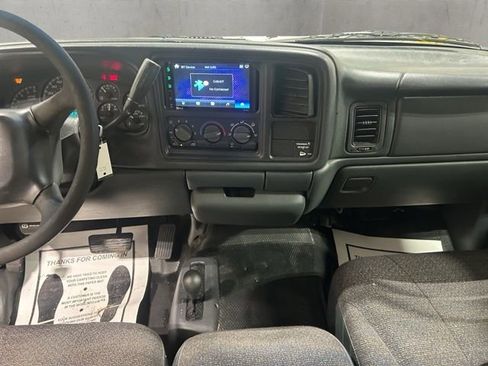 Used 2000 GMC Sierra 1500 SL w/ Fleet Group image 2