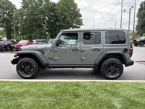 Used 2022 Jeep Wrangler Unlimited Sport AWD/4WD image 5