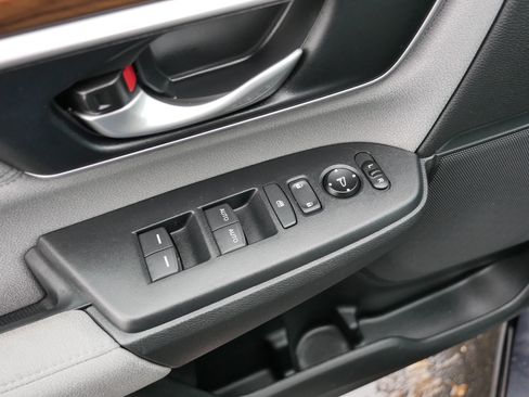 Used 2018 Honda CR-V EX image 19