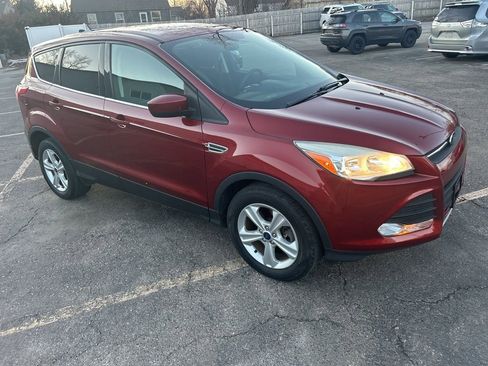 Used 2014 Ford Escape SE image 5